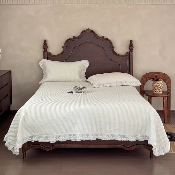 Cuilt Clóbhuailte le Fabraic lása